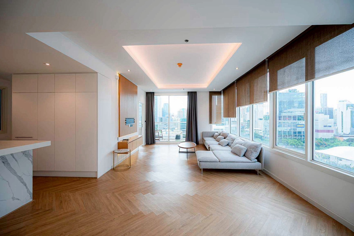 Special price 3 Bedrooms 27.5 MB newly renovated 