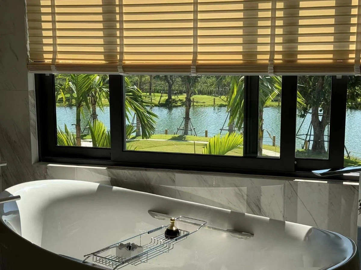 Onwer post Lake View Private Pool villa with Land 212sqw(850sqm),Area 650sqm,Big garden 5 Bedroom 6 Bathroom. Onwer post Lake View Private Pool villa with Land 212sqw(850sqm),Area 650sqm,Big garden 5 Bedroom 6 Bathroom.