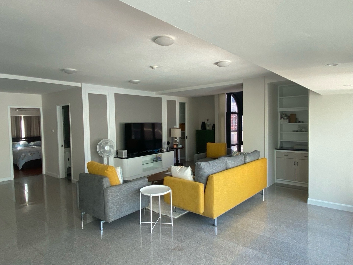 Sithakarn Chidlom 3bed 240sqm 95,000/month Sithakarn Chidlom 3bed 240sqm 95,000/month
