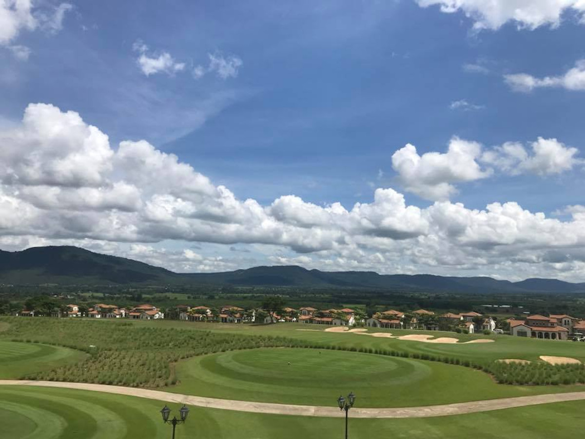 Land for sale in Khao Yai - Pak Chong, 12 and a half rai, mountain view, world-class ozone, next to Movenpick Khao Yai. Land for sale in Khao Yai - Pak Chong, 12 and a half rai, mountain view, world-class ozone, next to Movenpick Khao Yai.