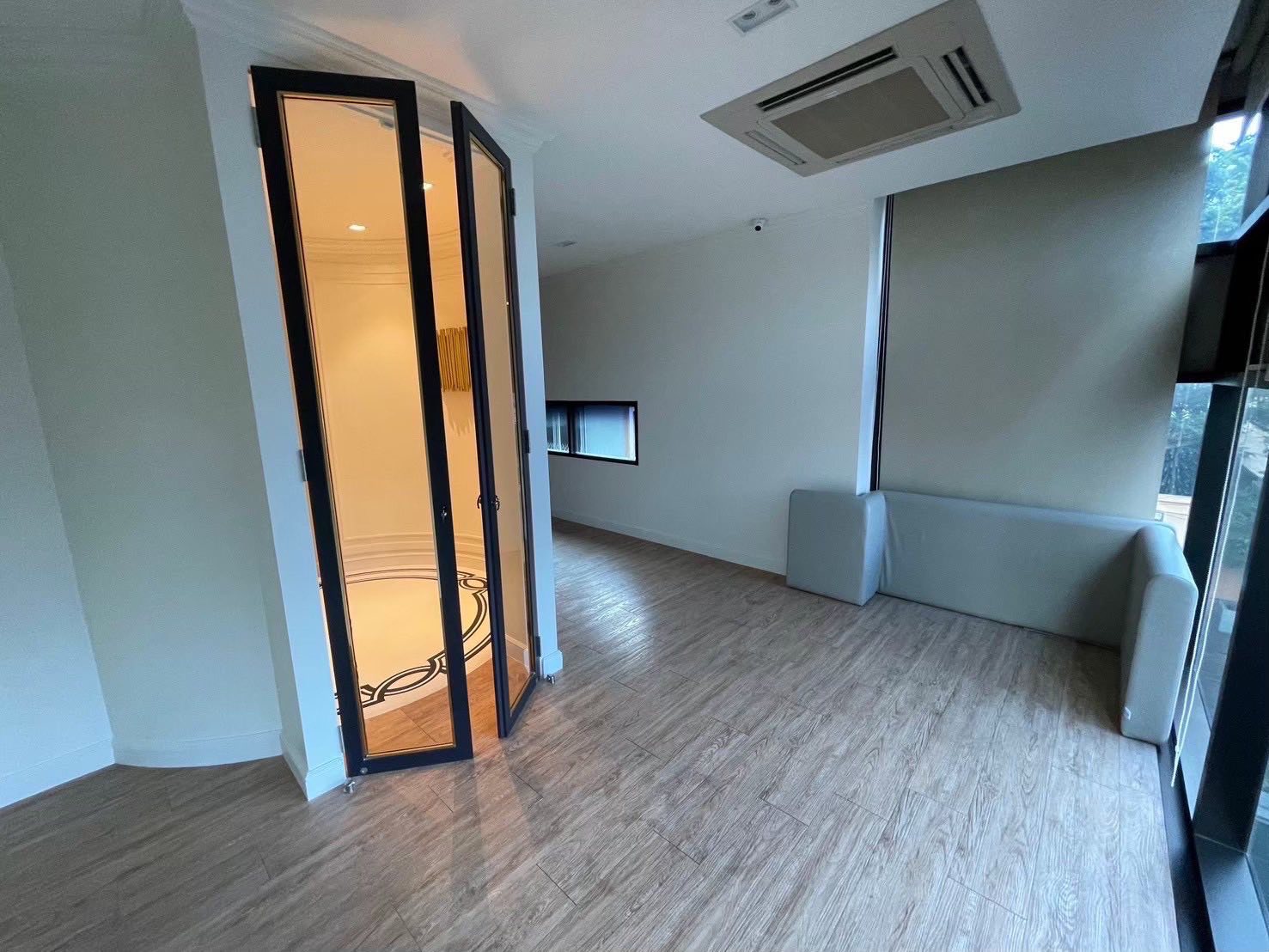 For Rent, 🏬 5-Storey Building, Usable Area 900 sq.m. with Elevator ⛳ Thonglor 23 – รูปที่ 2
