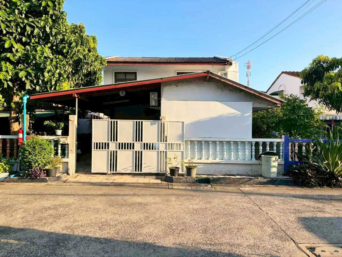 ขายบ้านเดี่ยว หมู่บ้าน 2521 ซอยสวนผัก 44 96 ตร.ม. ขายบ้านเดี่ยว หมู่บ้าน 2521 ซอยสวนผัก 44 96 ตร.ม.