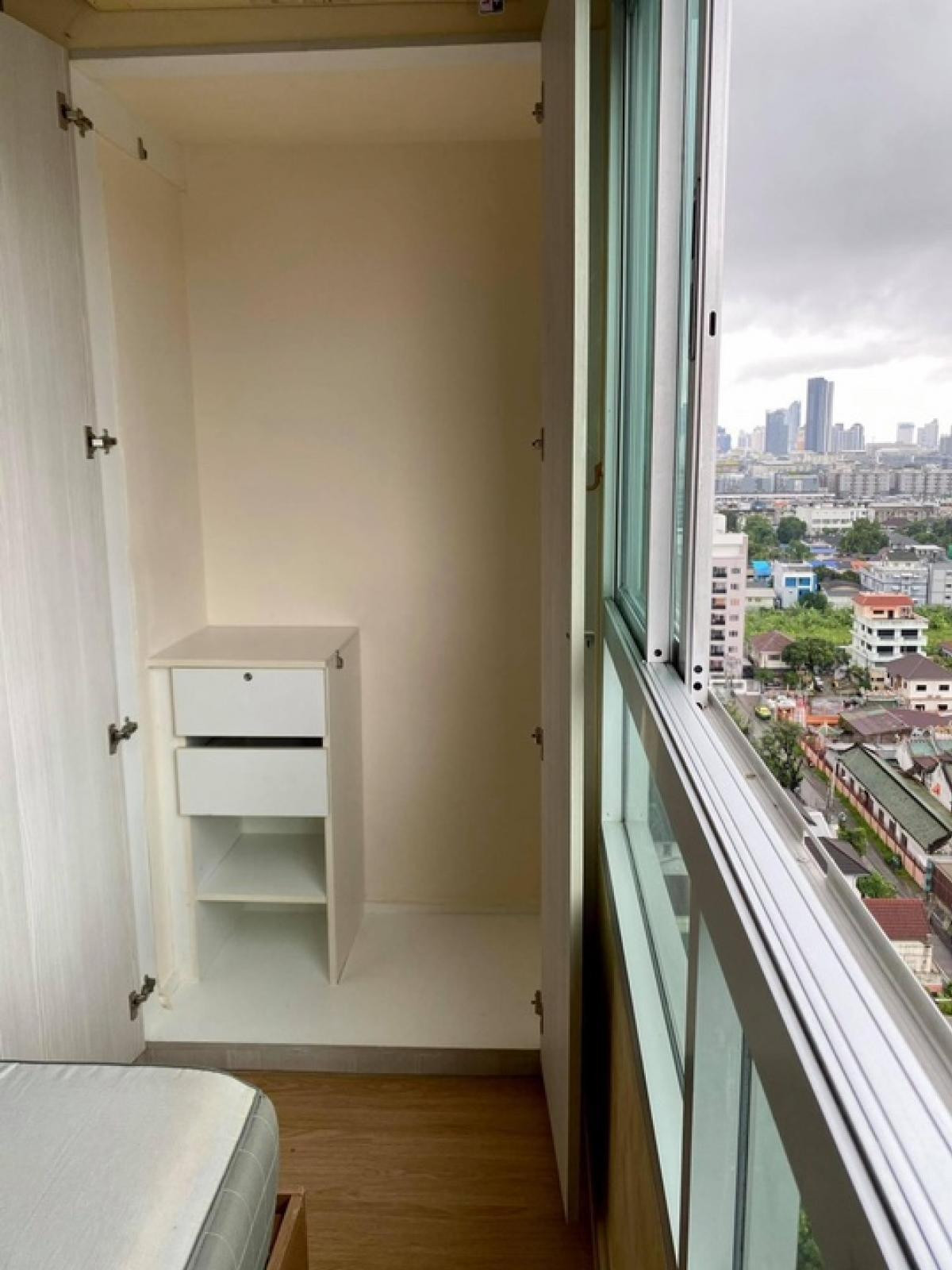 (รหัส SM1956) ขายคอนโด โครงการ Lumpini Ville Sukhumvit 77 Phase 2 : ลุมพินี วิลล์ สุขุมวิท 77 เฟส 2 – รูปที่ 3