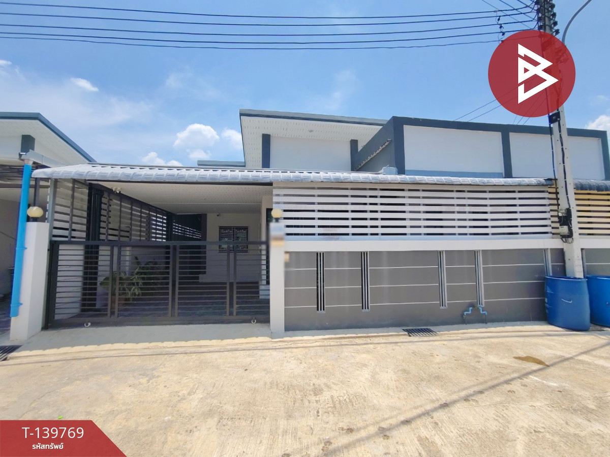 Single-story semi-detached house for sale, area 32.1 sq m, Ban Pong, Ratchaburi.