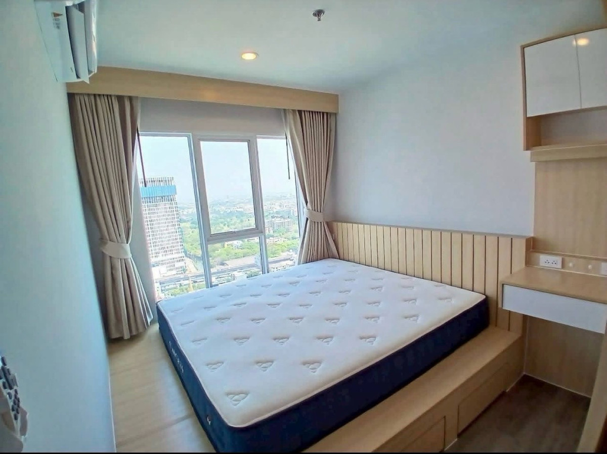 เช่าด่วน Regent Home Bangna ชั้น32 อาคารD 28 ตร.ม 1ห้องนอน 1ห้องน้ำ เฟอร์นิเจอร์ เครื่องใช้ไฟฟ้าครบ มีเครื่องซักผ้า ใกล้ บีทีเอส บางนา ปล่อยเช่า 10,000 บาท
เช่าด่วน Regent Home Bangna ชั้น32 อาคารD 28 ตร.ม 1ห้องนอน 1ห้องน้ำ เฟอร์นิเจอร์ เครื่องใช้ไฟฟ้าครบ มีเครื่องซักผ้า ใกล้ บีทีเอส บางนา ปล่อยเช่า 10,000 บาท
