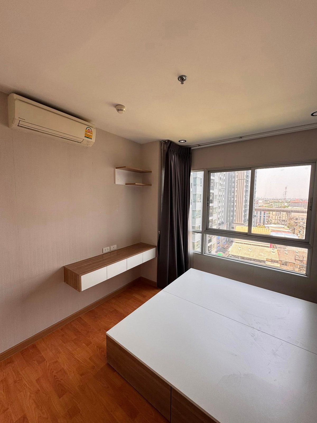 🔥 Condo for sale, beautiful room, good location, The President Sathorn - Ratchaphruek 2, The President Sathorn - Ratchaphruek 2 ✨ next to the BTS and MRT Bang Wa, very convenient travel.