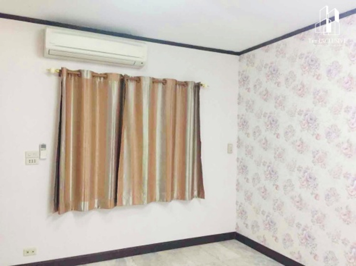 Thanakarn Village for sale, Rattanathibet, 3-story townhome, next to the main road, close to the BTS only 50 meters, suitable for own residence. Or rent it out, good location, high demand. – รูปที่ 3