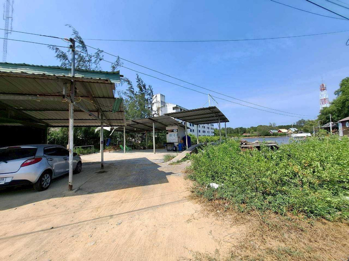 Land for sale, potential location 4-1-61 rai, next to the main road, near the mouth of Bang Tabun Bay, Ban Laem District, Phetchaburi Province, price 14,000,000 baht. – รูปที่ 3