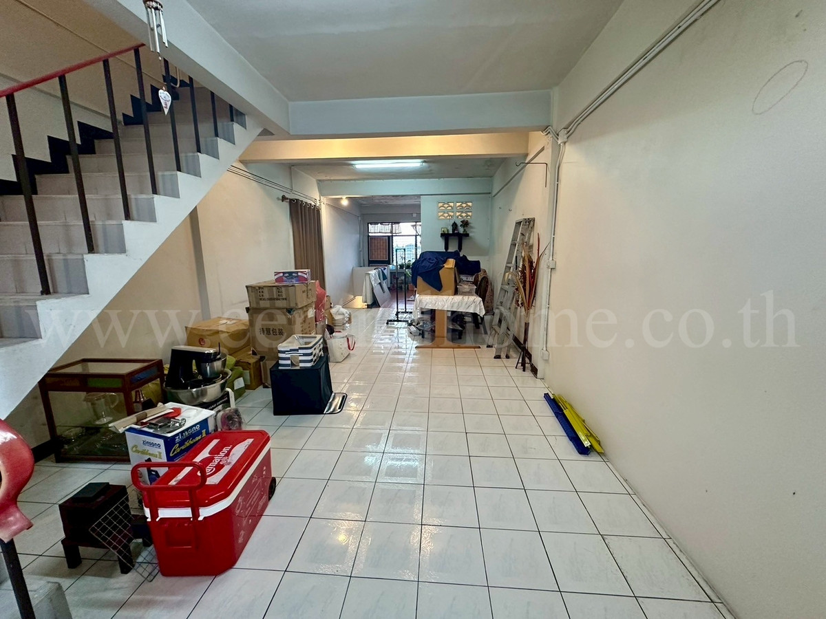 Commercial building, 4.5 floors, Khubon 27, Ramintra, newly renovated, ready for business. – รูปที่ 4