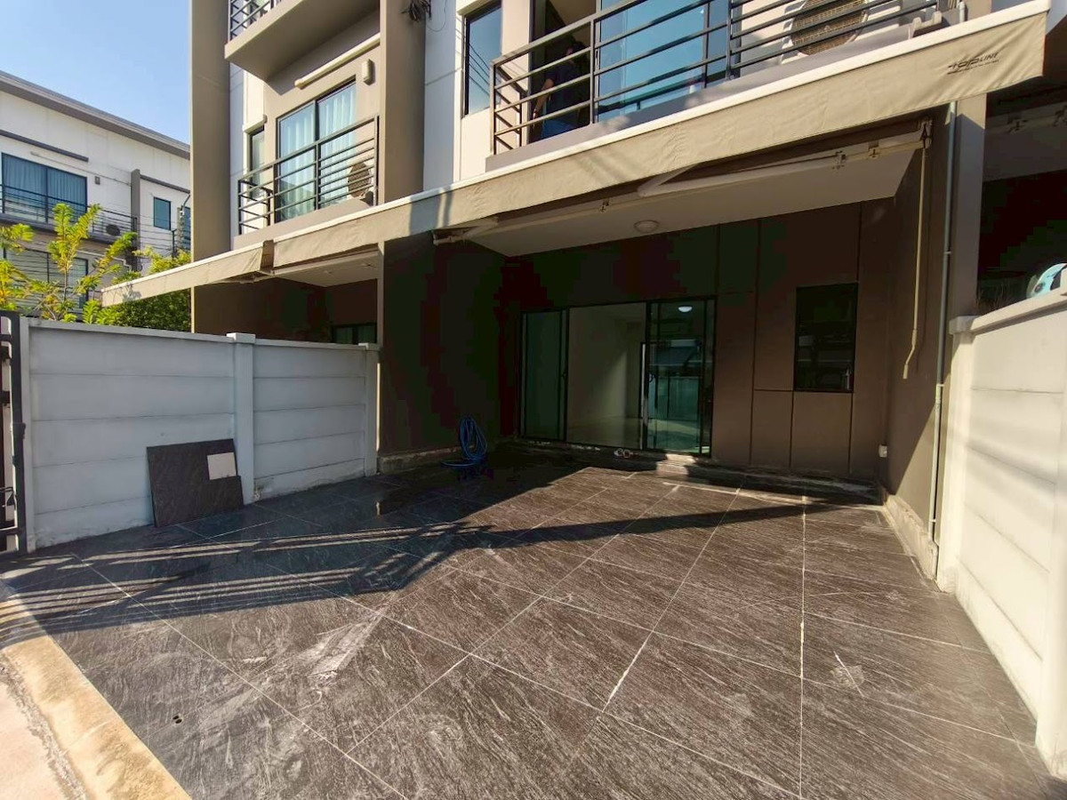 ทาวน์โฮม 3 ชั้น 18.1 ตร.ว หมู่บ้านบ้านกลางเมือง ปิ่นเกล้า – จรัญฯ – รูปที่ 2