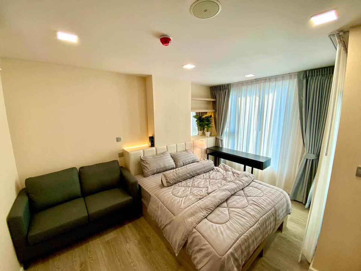 Condo for sale, fully furnished, ready to move in Cheapest price in the Kave Town Colony project, Building C, private corner room, good direction, near Bangkok University. Condo for sale, fully furnished, ready to move in Cheapest price in the Kave Town Colony project, Building C, private corner room, good direction, near Bangkok University.