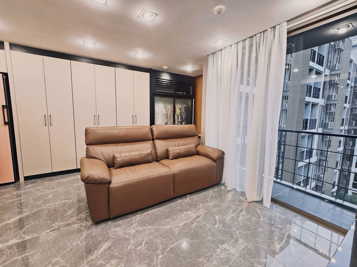 ขาย Klass Silom ห้องรีโนเวทใหม่ ใจกลางสีลม พร้อมผู้เช่า Yield 3%+ – รูปที่ 2