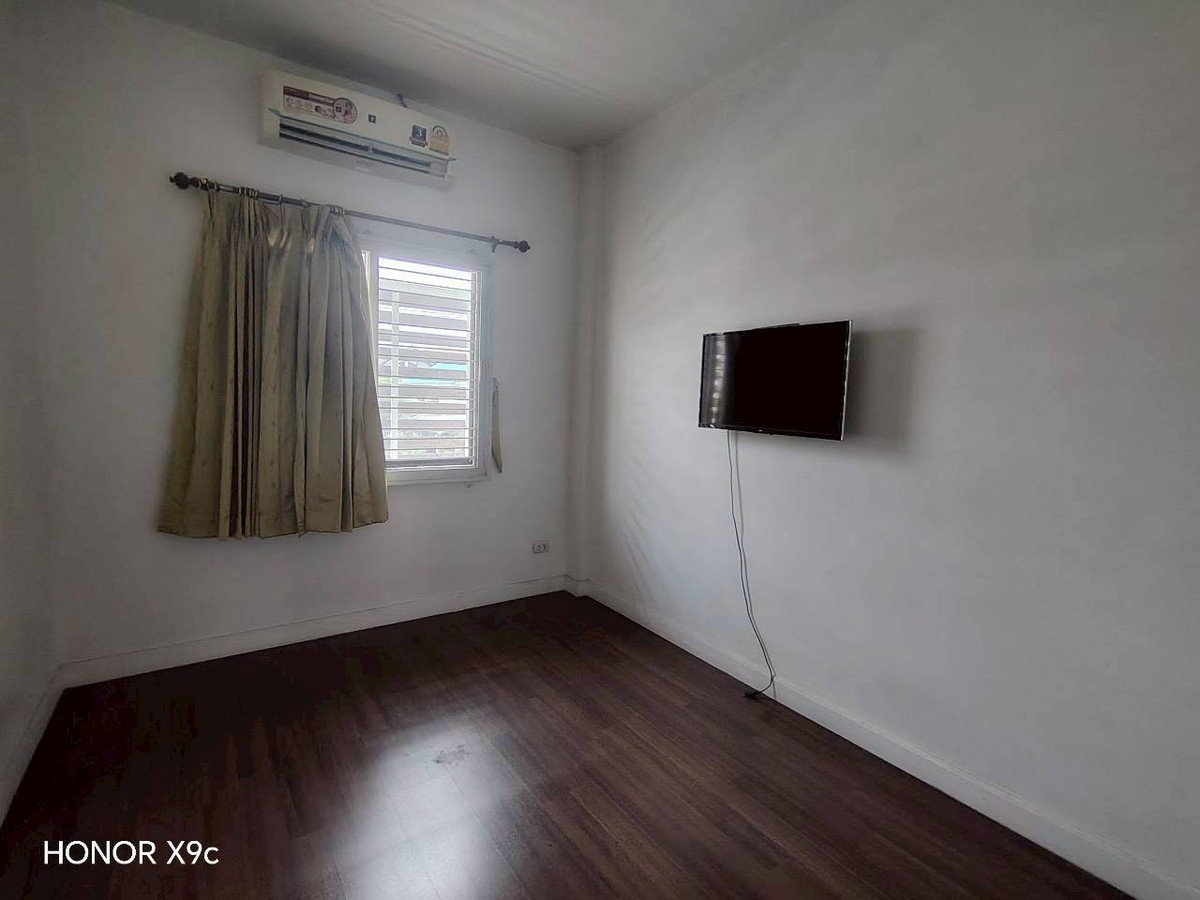 ขาย 2.59 ล้าน ทาวน์เฮ้าส์ 2 ชั้น 19.1ตร.ว หมู่บ้านลิฟวิ่งพาร์ค พระราม5 – รูปที่ 2