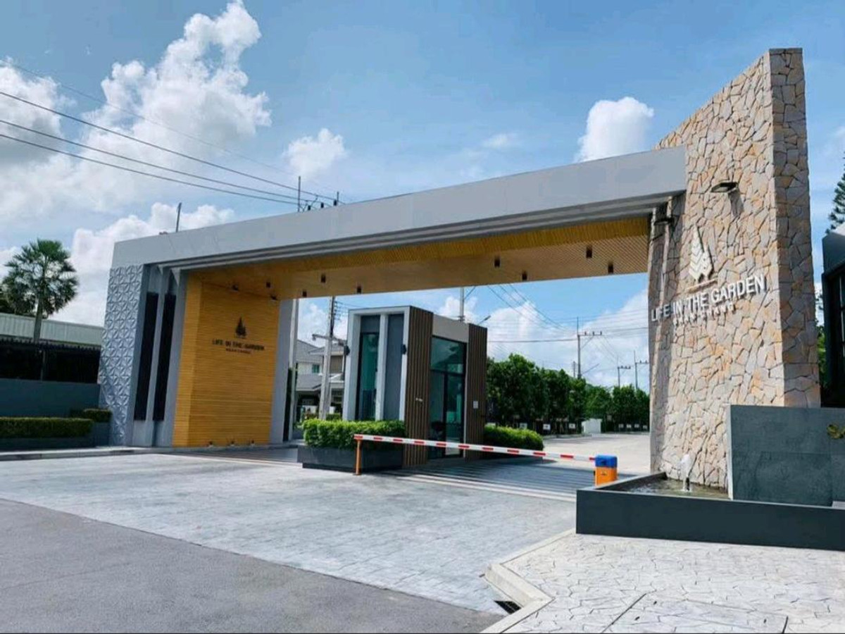2-story detached house, 5 bedrooms, 4 bathrooms, Life in the Garden project, Ban Chang District, Rayong Province.
House for sale, 5 bedrooms, 4 bathrooms, Life in the garden village, Banchang district, Rayong.