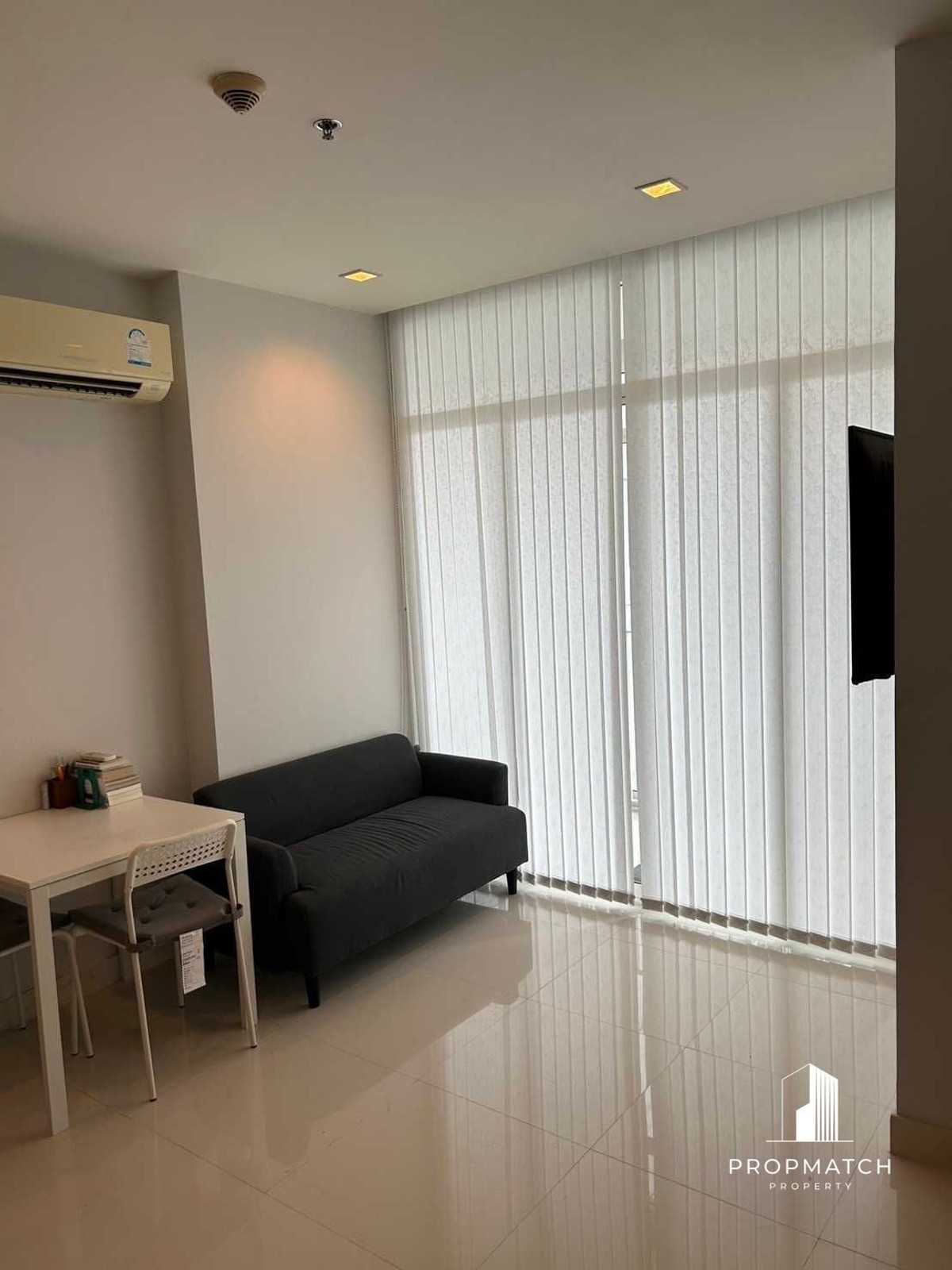 ✨Flash Deal ✨ IDEO Verve Ratchaprarop ( Bed Bath SQM.) ready to move in! Just baht Tel.0981315848 @propmatch