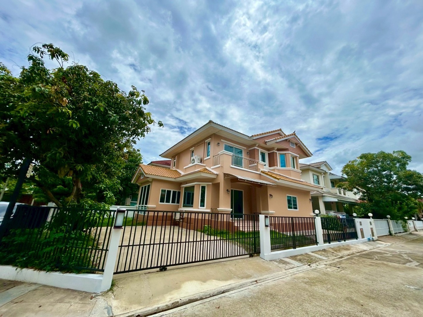 ✅For rent✅ Siwalee Suvarnabhumi detached house🔥Hot Deal ✅For rent✅ Siwalee Suvarnabhumi detached house🔥Hot Deal