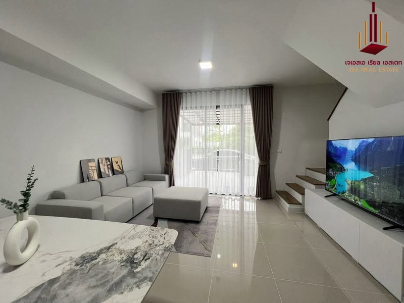 ✨ For Rent: Pleno Sukhumvit - Bangna 2 ✨  💰 Only 36,000  THB/month
