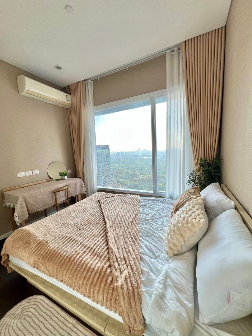 🔥ให้เช่าด่วน🔥The Saint Residences | 2 ห้องนอน ชั้นสูง วิวสวนจตุจักร ใกล้ BTS & MRT