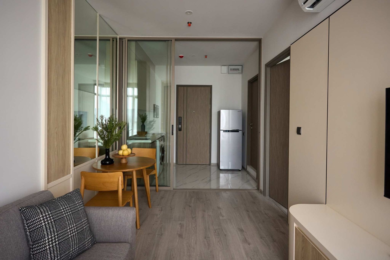 🔥For Rent Now🔥 Rhythm Ekkamai Estate: Beautiful room, unobstructed south-facing view, fully furnished, near Donki & Thonglor, ready to move in. 🔥For Rent Now🔥 Rhythm Ekkamai Estate: Beautiful room, unobstructed south-facing view, fully furnished, near Donki & Thonglor, ready to move in.