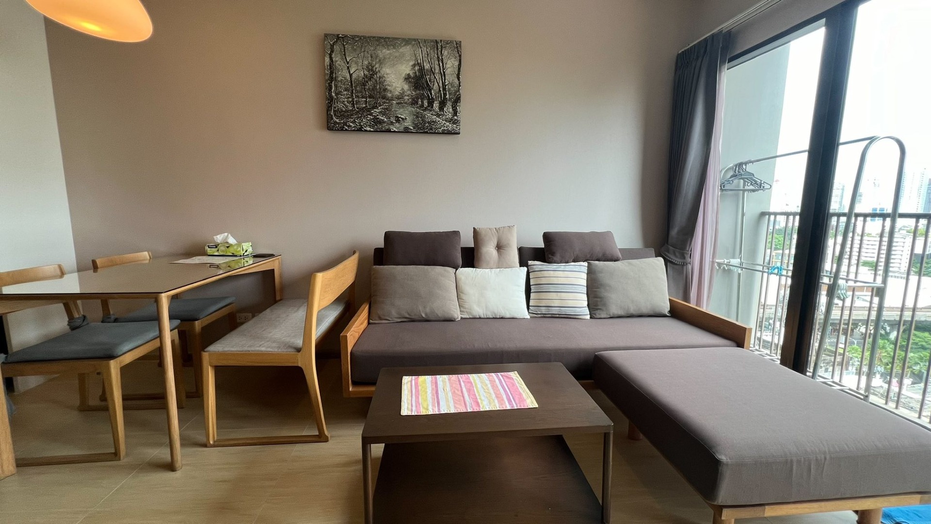 🔥Urgent for rent🔥Noble Refine, large room 50 sq m, luxuriously decorated, ready to move in, just 🚆 5 minutes to BTS Phrom Phong. 🔥Urgent for rent🔥Noble Refine, large room 50 sq m, luxuriously decorated, ready to move in, just 🚆 5 minutes to BTS Phrom Phong.