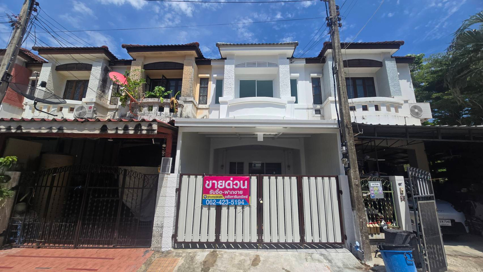 ขาย ทาวน์เฮ้าส์ 2 นอน 2 น้ำ 19 ตรว. ใกล้โรบินสัน ไลฟ์ ราชพฤกษ์ ในหมู่บ้านมี 7-11 หน้าหมู่บ้านมีปั้ม ปตท ผ่อนเริ่มต้น 5,xxx.-