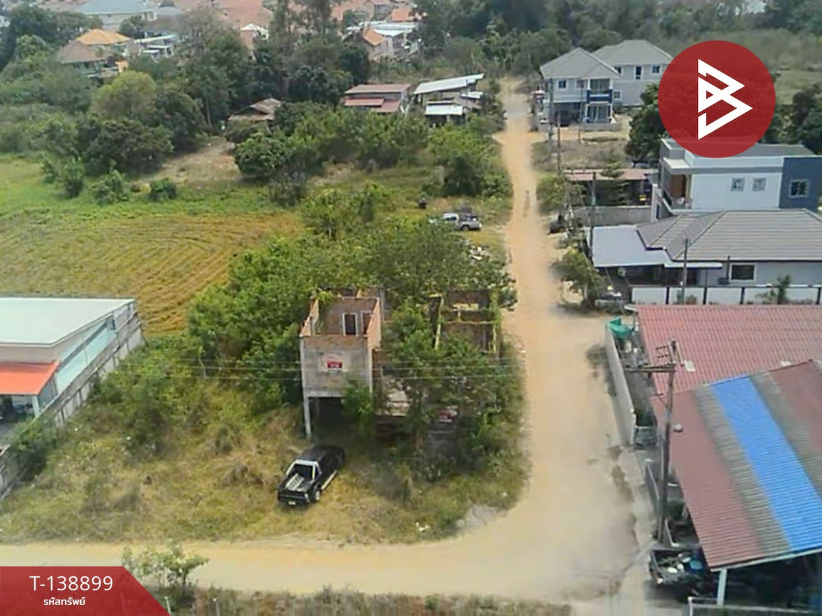 Land for sale with buildings, area 1 ngan 46 sq m, Hang Dong, Chiang Mai.