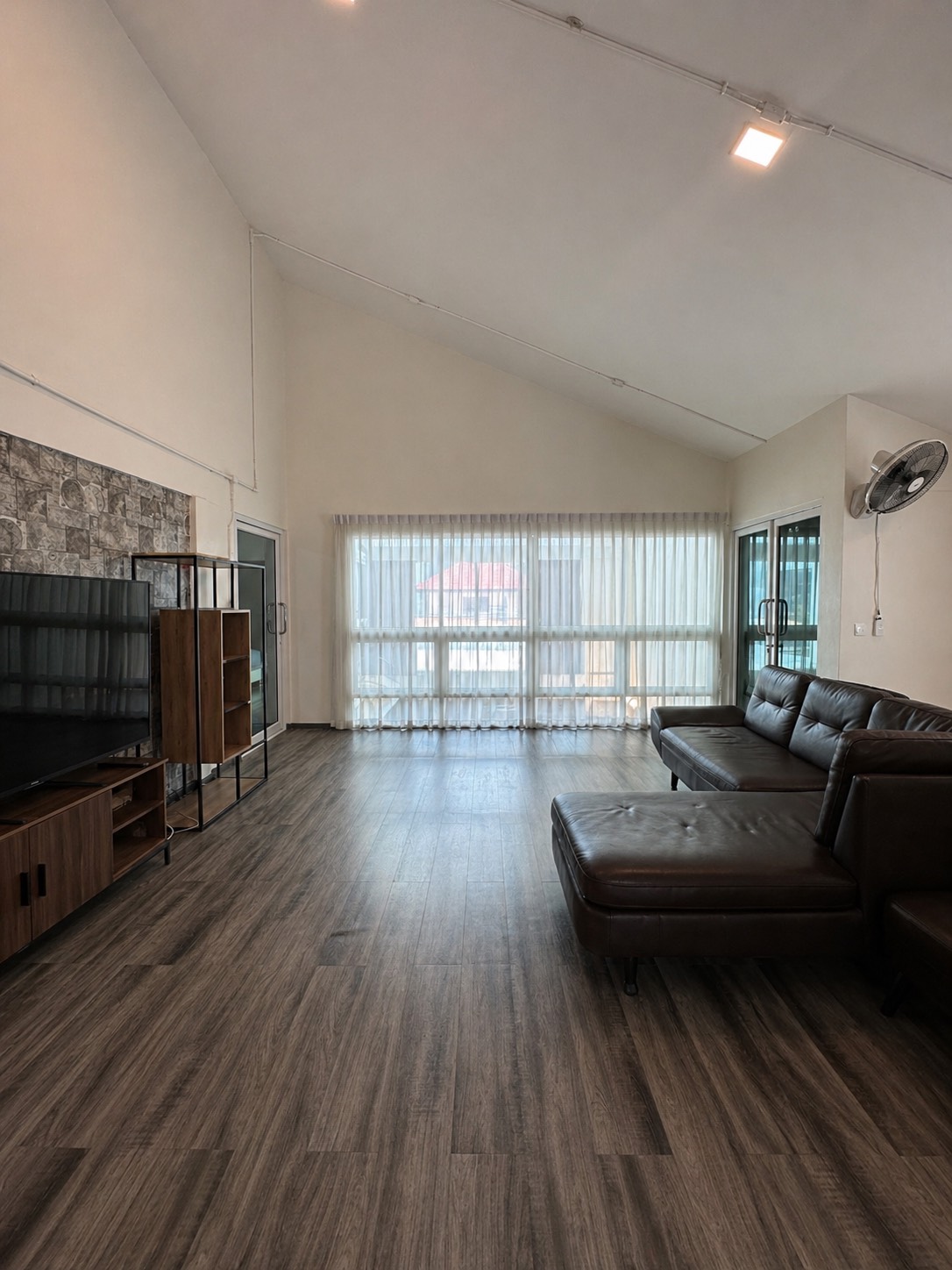 🏢✨ ให้เช่า Home Office ทำเลดี  — วิภาวดี ซอย 4 ทำเลใจกลางเมือง ใกล้รัชดา – ห้วยขวาง เหมาะทั้งอยู่อาศัยและทำออฟฟิศ – รูปที่ 3