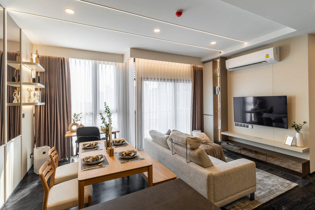 For Rent - Park Origin Thonglor | corner unit, south facing ✨ Rental: 70,000฿/month For Rent - Park Origin Thonglor | corner unit, south facing ✨ Rental: 70,000฿/month