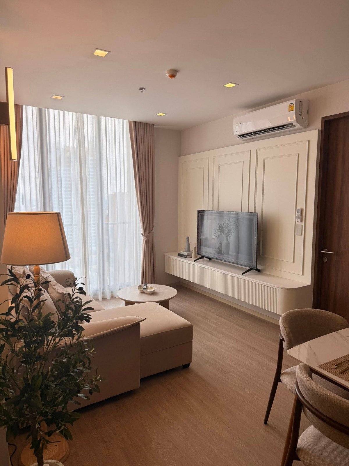 PFD-08361 For rent Noble State 39 (Noble State 39) near BTS Phrom Phong, location in the heart of Sukhumvit 39 🚈✨ PFD-08361 For rent Noble State 39 (Noble State 39) near BTS Phrom Phong, location in the heart of Sukhumvit 39 🚈✨