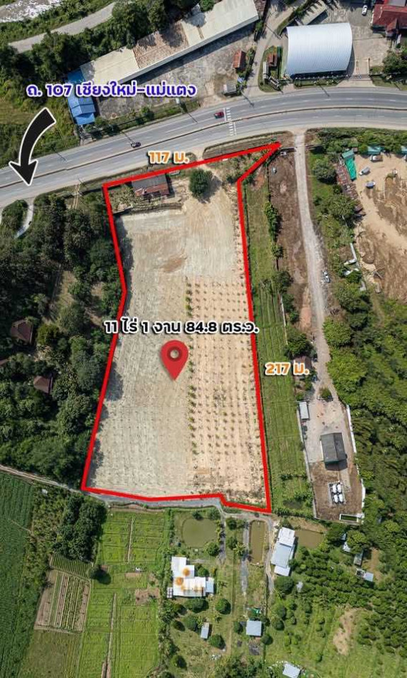 Land for sale, 11 rai 1 ngan 84 square wah, located on Highway 107 Chiang Mai - Mae Taeng.