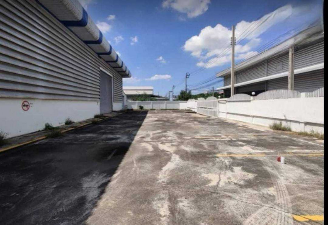 ขาย โกดัง พร้อมสำนักงาน 1615 ตรม 2 ไร่ 64 ตรว ใกล้​ Central​ West​gate – รูปที่ 2