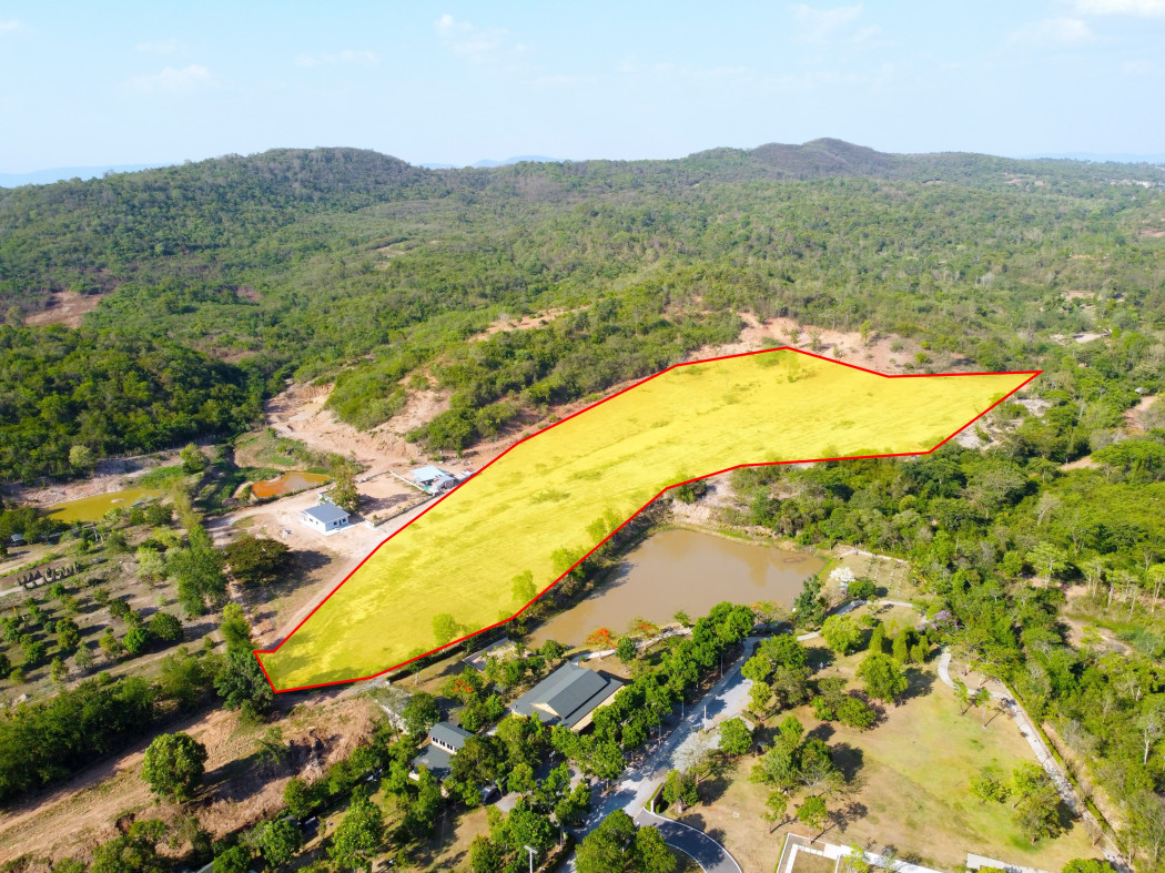 Land for sale in Khao Yai, Khanong Phra Subdistrict, Pak Chong District, 20 rai, behind the mountain, hard to find. Land for sale in Khao Yai, Khanong Phra Subdistrict, Pak Chong District, 20 rai, behind the mountain, hard to find.