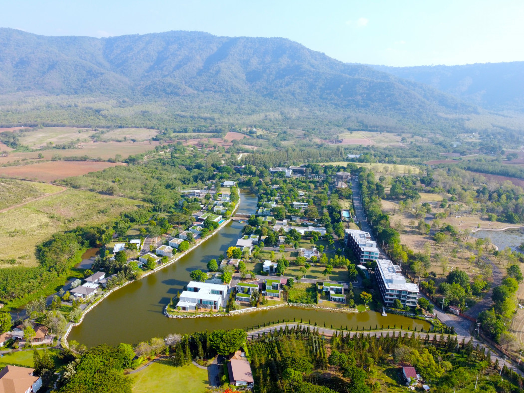 ขาย ที่ดิน โครงการภูผาธารา เขาใหญ่ ​ต.​หมูสี​ อ.ปากช่อง 100 ตรว ติดน้ำ แถมวิวเขา  หายากมาก​