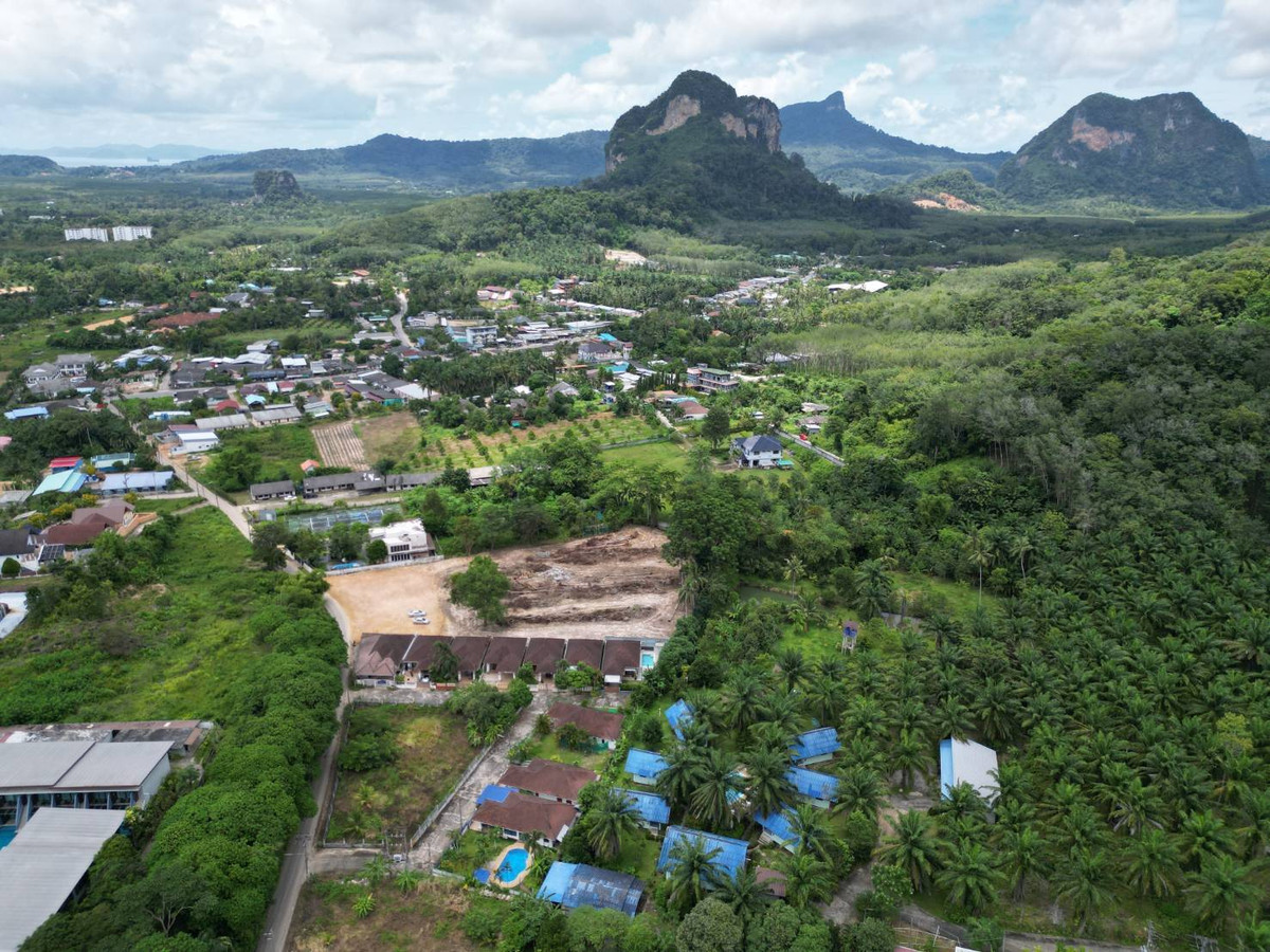 ขายที่ดิน – ทำเลทอง ใกล้ชุมชนและชายหาด กระบี่, Krabi