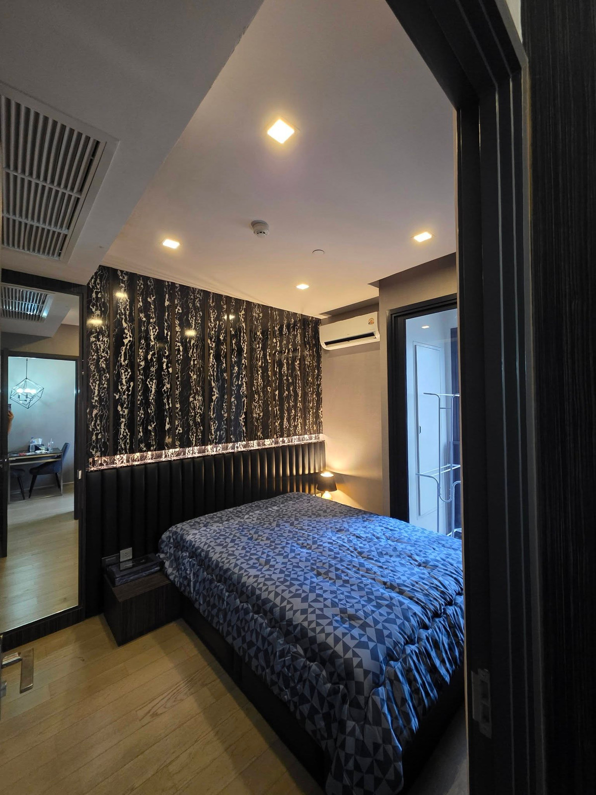For rent: ASHTON ASOKE Condo, luxury condo in the heart of Asoke, ready to move in! For rent: ASHTON ASOKE Condo, luxury condo in the heart of Asoke, ready to move in!