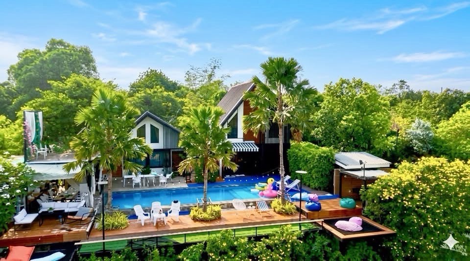 Pool villa for sale Kaeng Khoi Saraburi riverside Pasak River private pool near Bangkok perfect for living or rental investment 
