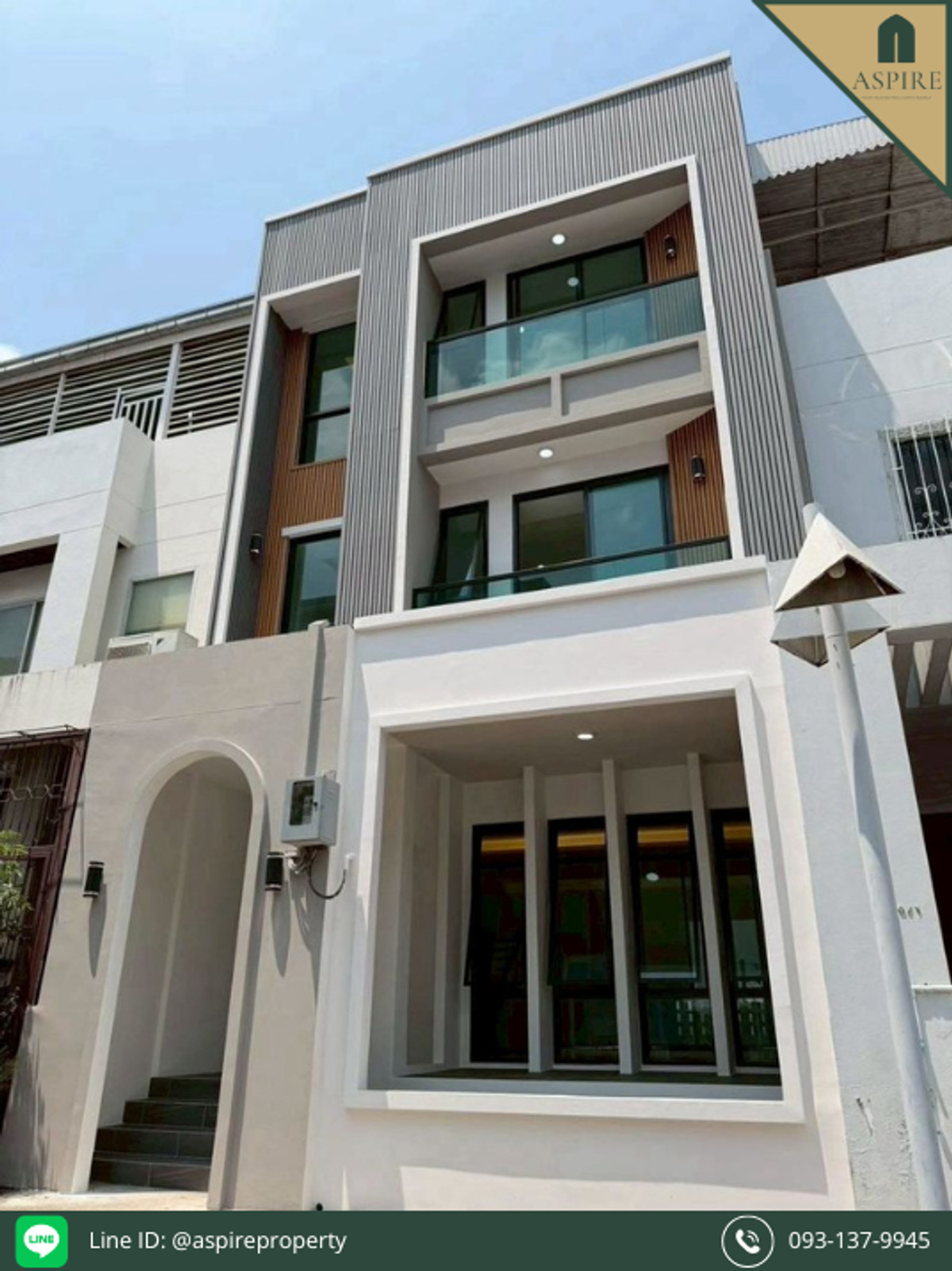 [ขาย] ทาวน์โฮม 4.5 ชั้น โปรมิแนนท์ เพลส (สุขุมวิท 101) พร้อมลิฟต์ส่วนตัว ใกล้สถานีรถไฟฟ้า BTS ปุณณวิถี