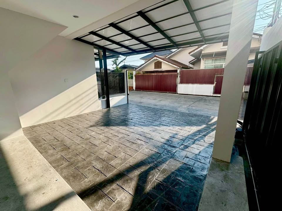 ให้เช่า Modern Luxury Home Office บ้านแฝด 3 ชั้น เลียบด่วนรามอินทรา – ลาดพร้าว 87 แยก 28   – รูปที่ 3