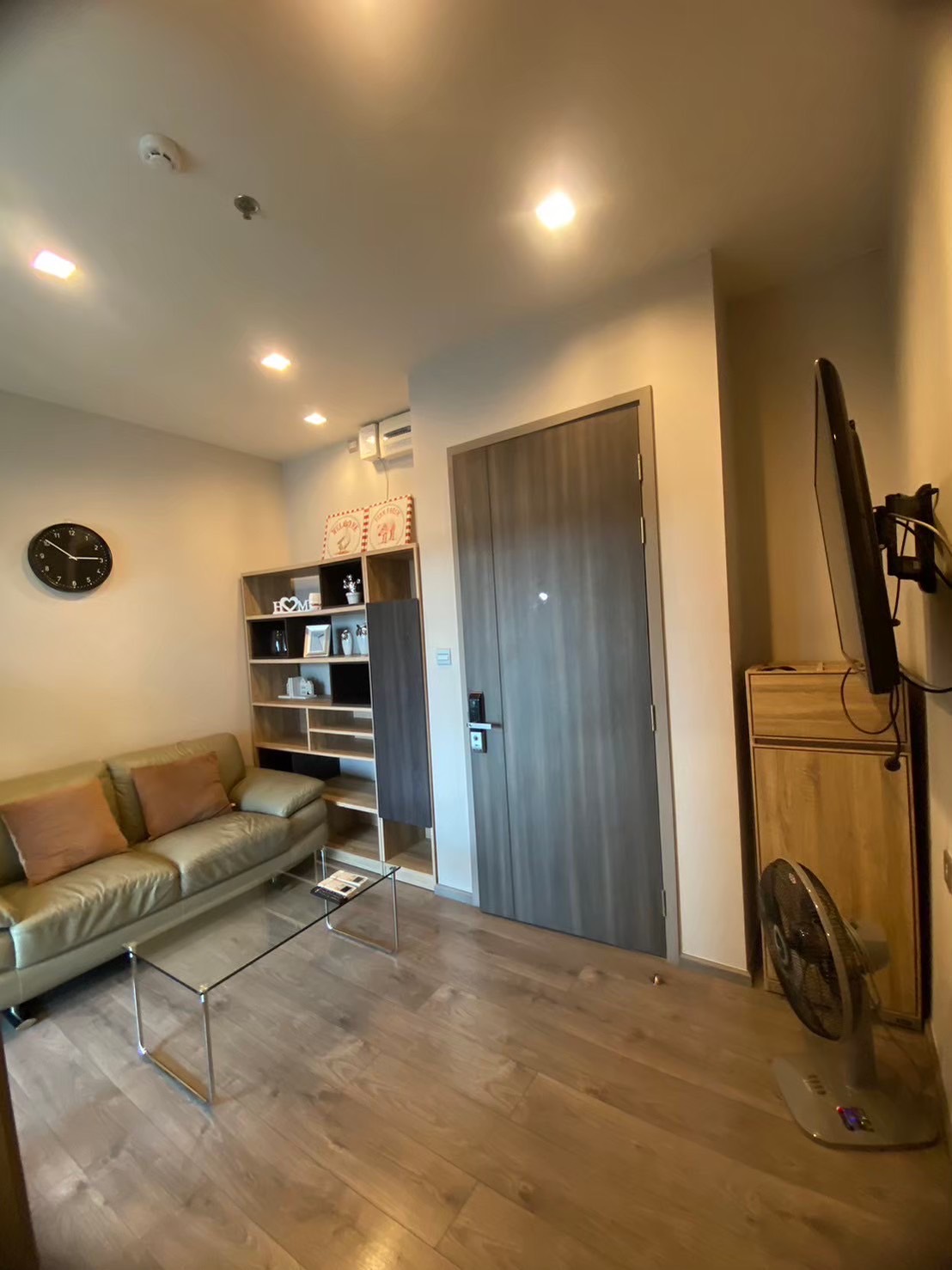 for RENT : Whizdom Ladprao 1bed1bath Please call : 095-3905490 for RENT : Whizdom Ladprao 1bed1bath Please call : 095-3905490