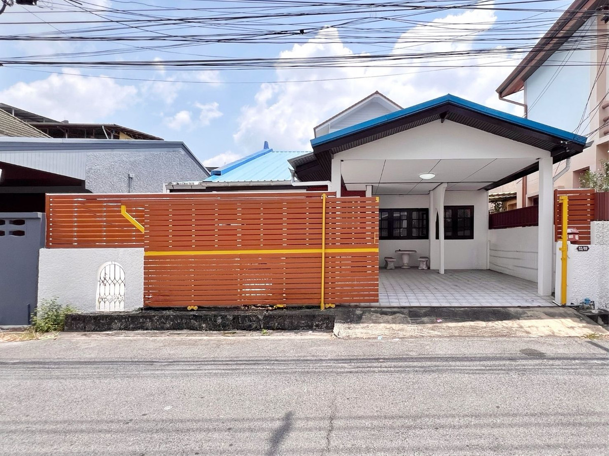 🏡 ขายบ้านเดี่ยวชั้นเดียว “สไตล์มินิมอล-ร่วมสมัย“ ✨รีโนเวทใหม่ พร้อมหิ้วกระเป๋าเข้าอยู่ ทำเลศักยภาพ ซอยนวมินทร์ 107 – รูปที่ 2