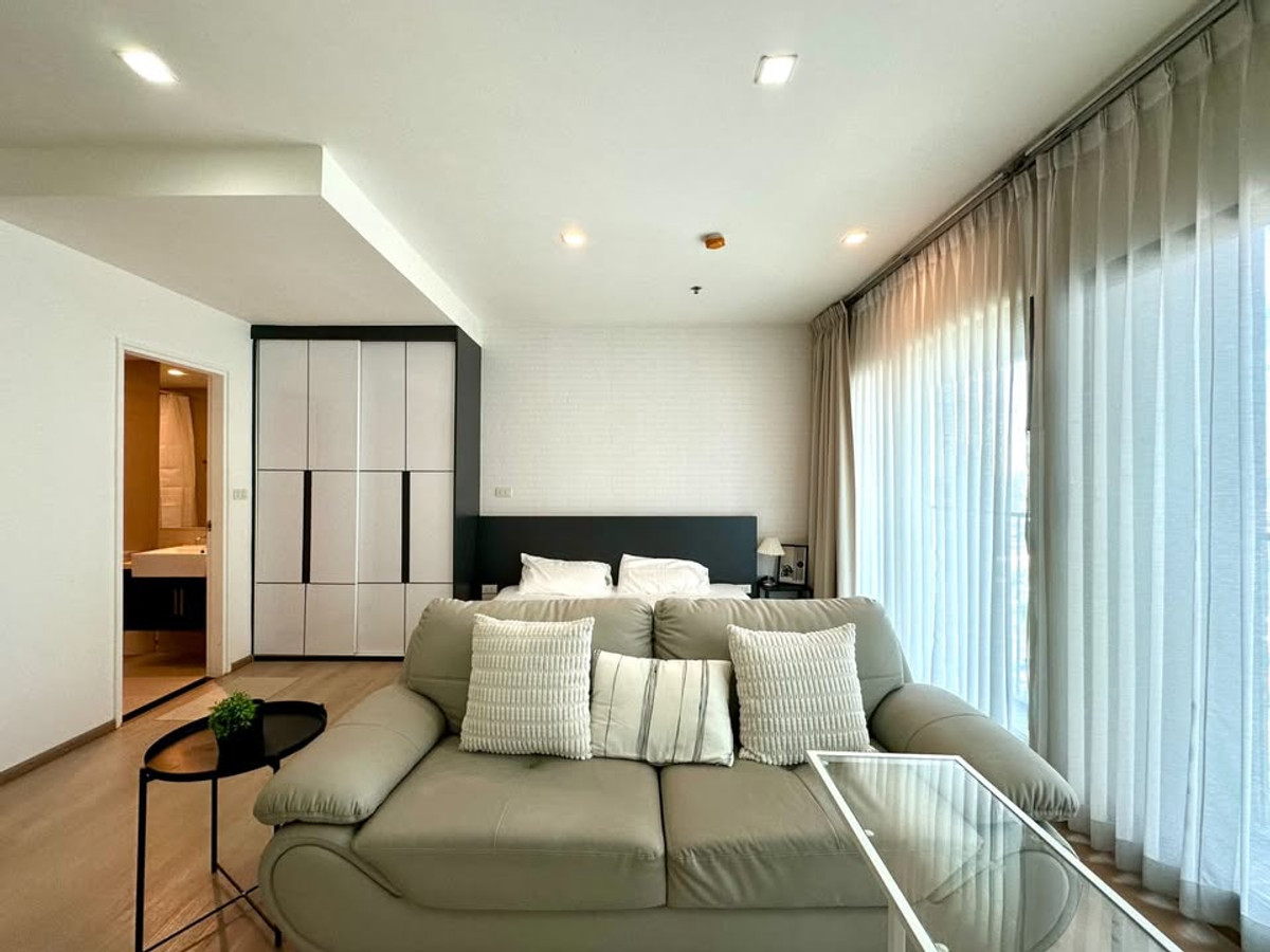 Condo for Rent Next to BTS Thong Lo | Noble Remix Sukhumvit 36  Direct Skywalk Access | Line: @condobkk