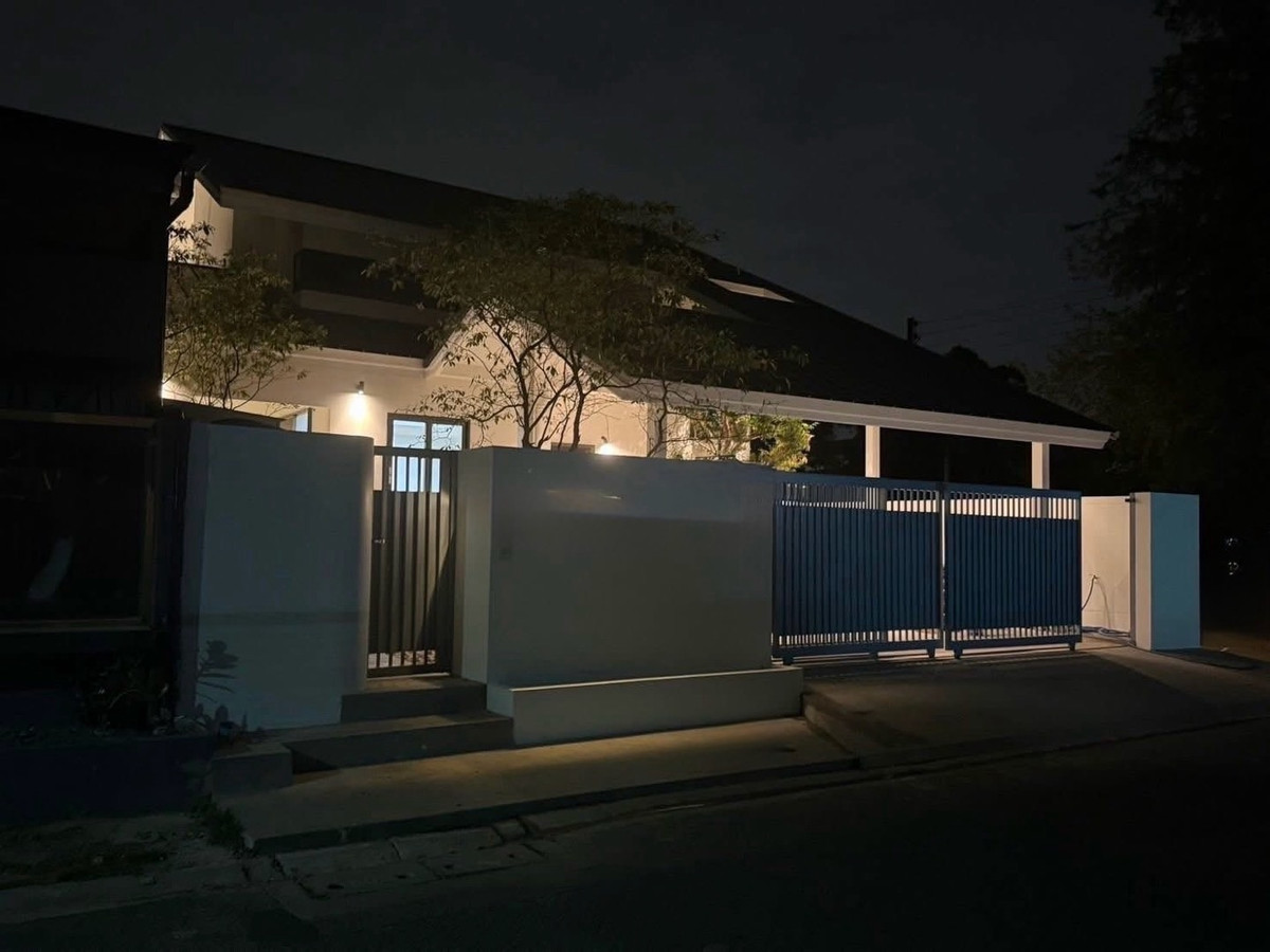 บ้านใหม่พร้อมสระส่วนตัว ขายต่ำกว่าทุน ทำเลดอนเมือง ใกล้สนามบิน ระบบ Smart Home ทั้งหลัง เหมาะอยู่อาศัย หรือ ปล่อยเช่า บ้านใหม่พร้อมสระส่วนตัว ขายต่ำกว่าทุน ทำเลดอนเมือง ใกล้สนามบิน ระบบ Smart Home ทั้งหลัง เหมาะอยู่อาศัย หรือ ปล่อยเช่า