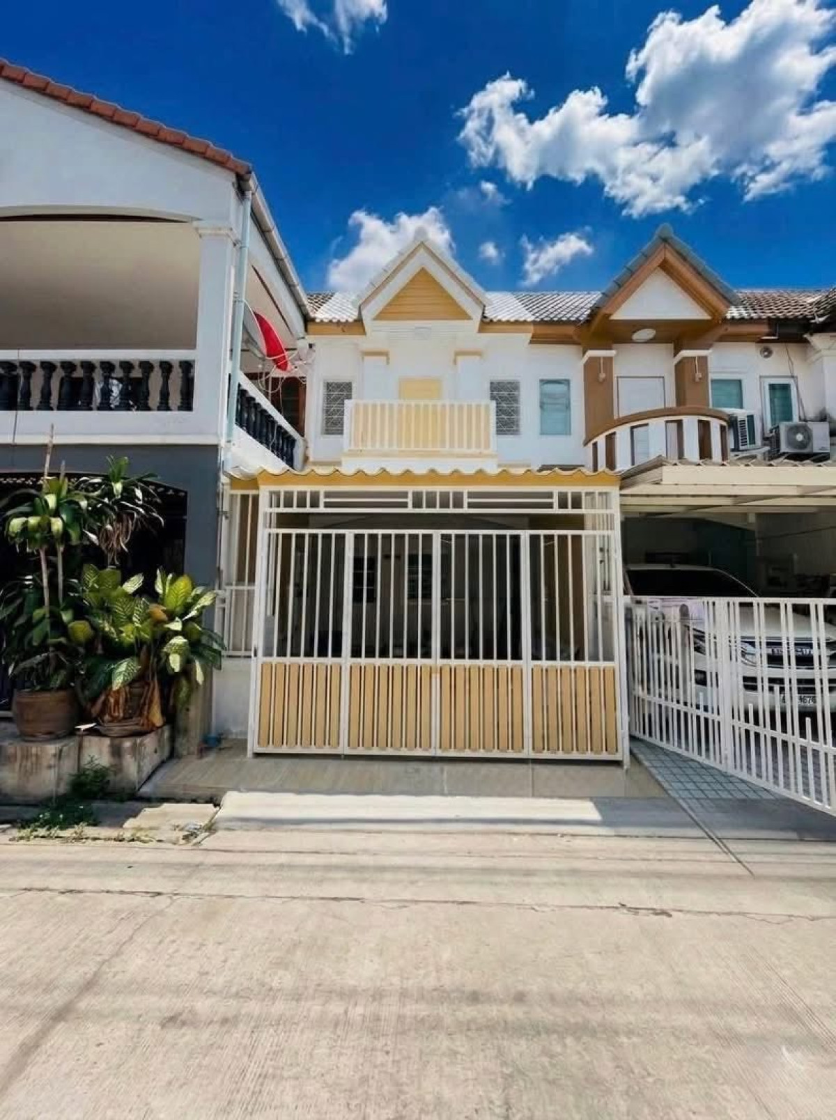 For Sale Townhouse/Townhome , Baan Pongsirichai 4 Phetkasem 81 , newly renovated , Nong Khang Phlu , Nong Khaem , Bangkok , CX-162614 For Sale Townhouse/Townhome , Baan Pongsirichai 4 Phetkasem 81 , newly renovated , Nong Khang Phlu , Nong Khaem , Bangkok , CX-162614