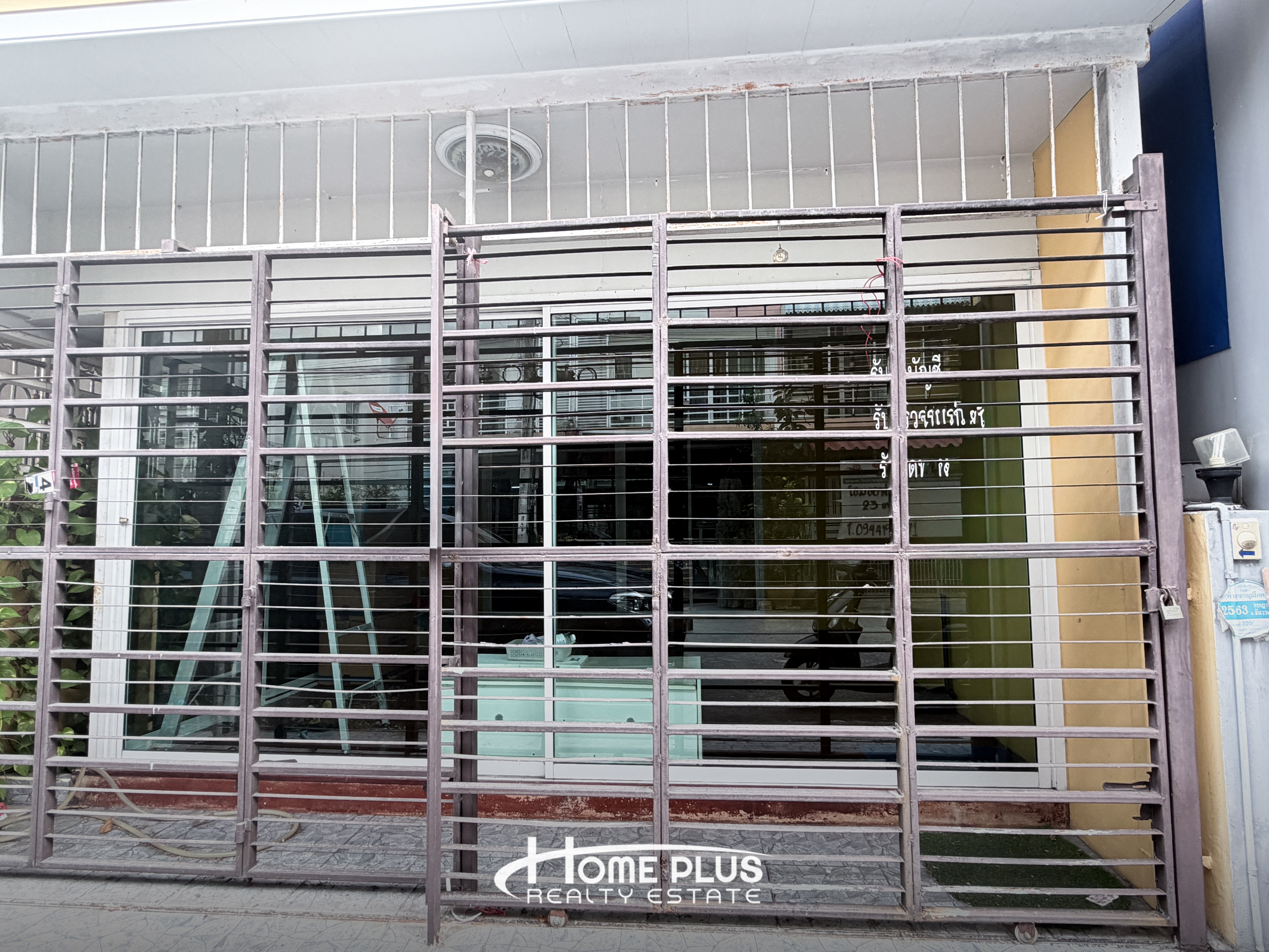 ทาวน์โฮม 3 ชั้น บ้านบุษรา เพชรเกษม 81 – รูปที่ 2
