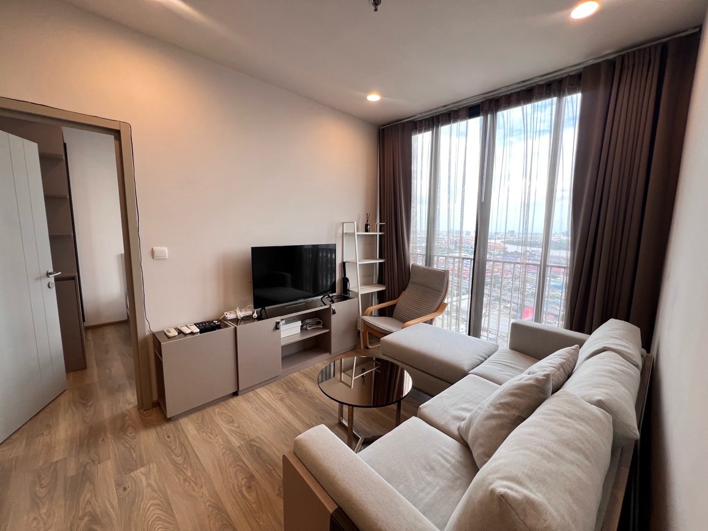 OKA HAUS BIG 2Bedrooms *High floor* River view🔥Ready to move in!!🔥 ☎️Call: 094-162-4424 OKA HAUS BIG 2Bedrooms *High floor* River view🔥Ready to move in!!🔥 ☎️Call: 094-162-4424