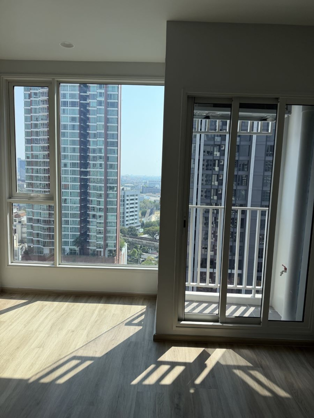 Studio Nice View  “CULTURE THONGLOR“ on 20th Floor with No Building Block “Sale by Onwer“  – รูปที่ 2