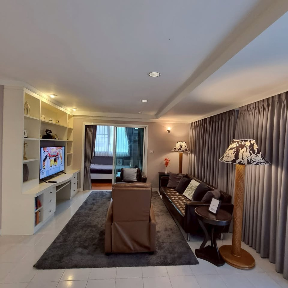 ขายคอนโด Supalai Place Sukhumvit 39 ราคา 18,889,000 บาท [MKsr260409]