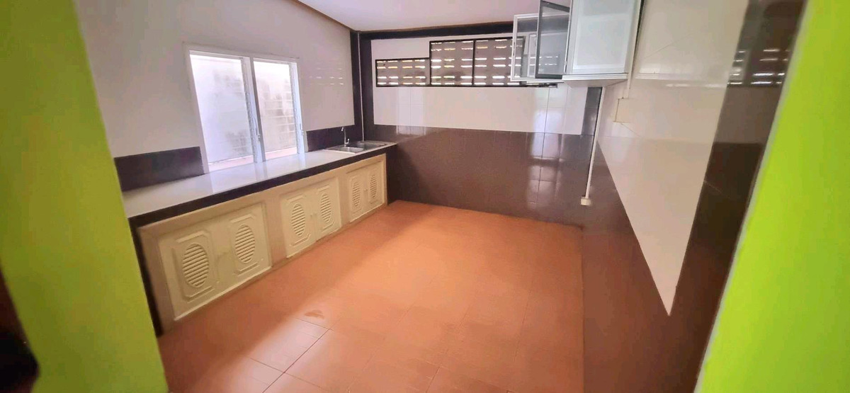 บ้าน 2 ชั้น ราคาชั้นเดียว5 นอน 2 น้ำ เพียง 2.29 ล้านบาท ทำเลในเมือง – รูปที่ 2