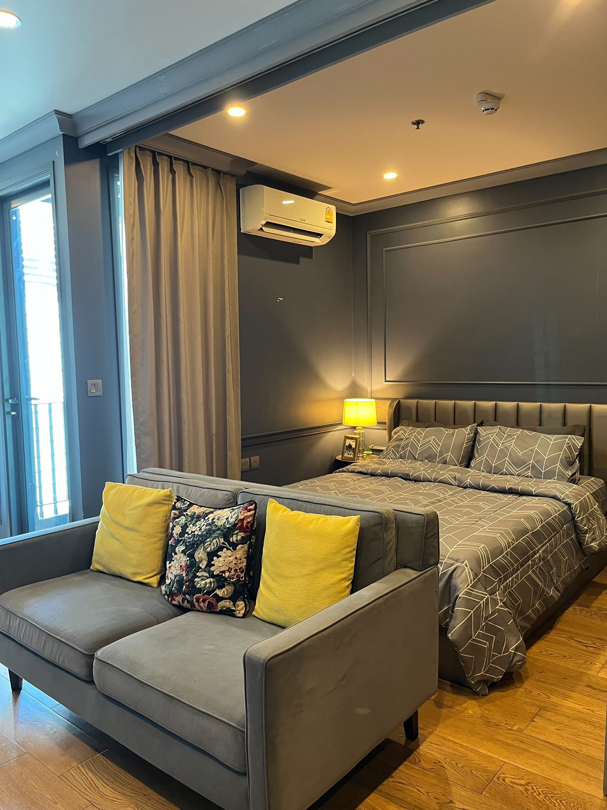 Luxury condo for sale, high floor, beautiful view ✨Q Chidlom-Phetchaburi Q Chidlom-Phetchaburi 📍 Location in the heart of the city, near BTS Chidlom