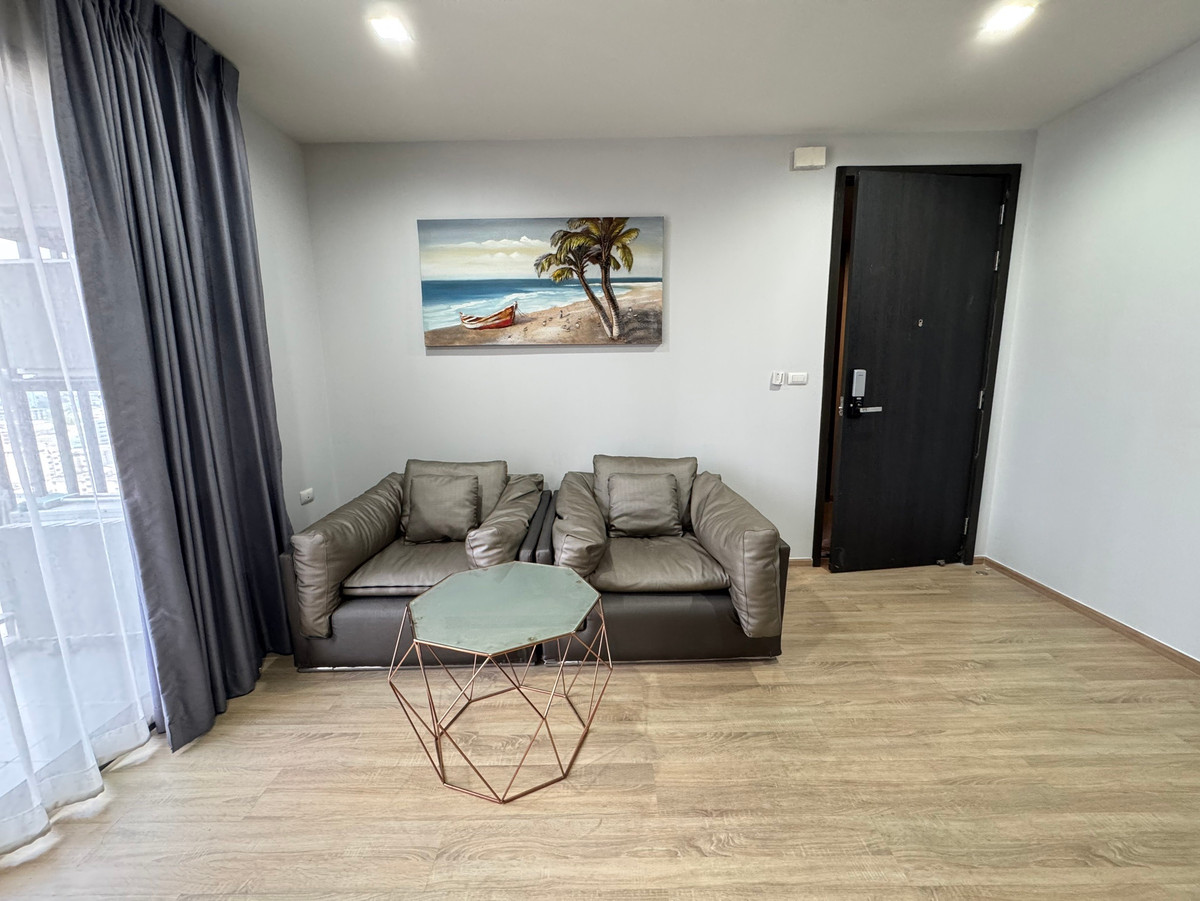 the best garden, 17th floor, number 18/251, 2 bedrooms, 1 bathroom, complete with furniture, electrical appliances. Can move in right away.